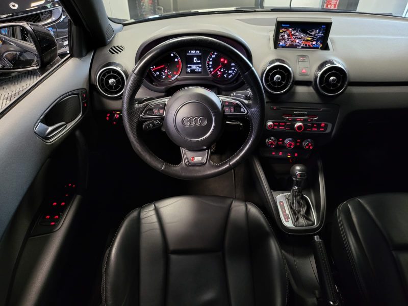 AUDI A1 SPORTBACK 1.4 TFSI 122cv S LINE / SIEGE CUIR+VOLANT S LINE+AIDE AU PARKING/