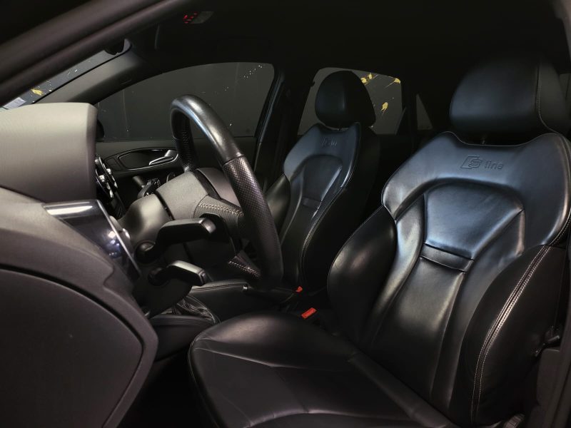 AUDI A1 SPORTBACK 1.4 TFSI 122cv S LINE / SIEGE CUIR+VOLANT S LINE+AIDE AU PARKING/