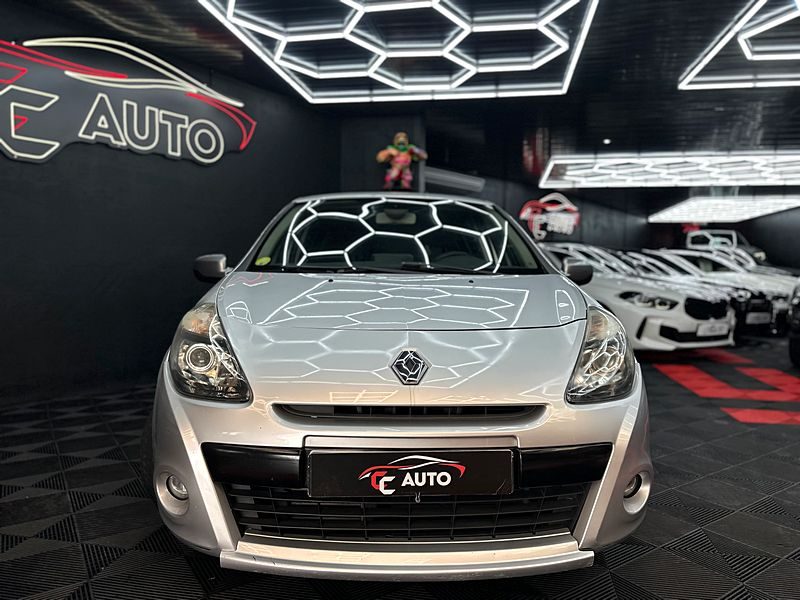 RENAULT CLIO III 2011