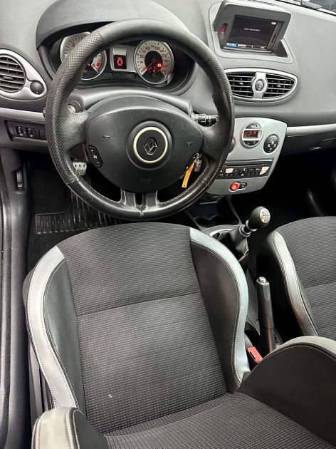 RENAULT CLIO III 2011
