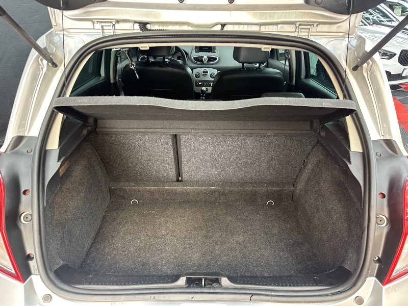 RENAULT CLIO III 2011