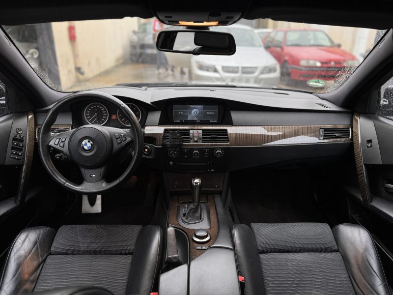 BMW  SERIE 5 E60 530 I X-drive PACK M BOITE AUTOMATIQUE PAYER EN 4X