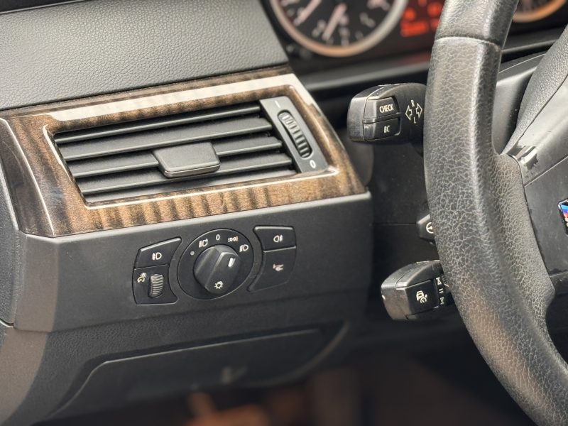 BMW  SERIE 5 E60 530 I X-drive PACK M BOITE AUTOMATIQUE PAYER EN 4X