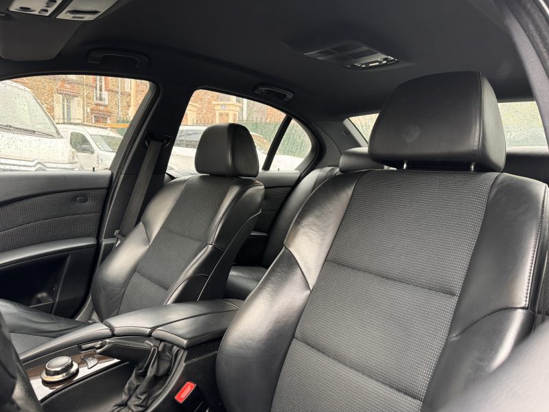 BMW  SERIE 5 E60 530 I X-drive PACK M BOITE AUTOMATIQUE PAYER EN 4X