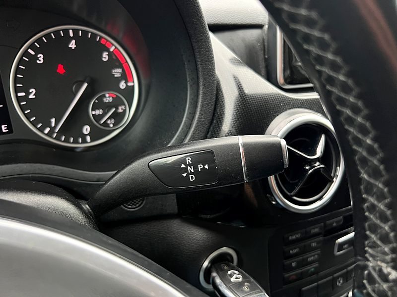 MERCEDES CLASSE B II 180 CDI 110 Cv BOITE AUTOMATIQUE 7 / CAMERA RECUL BLUETOOTH GPS - GARANTIE 1 AN