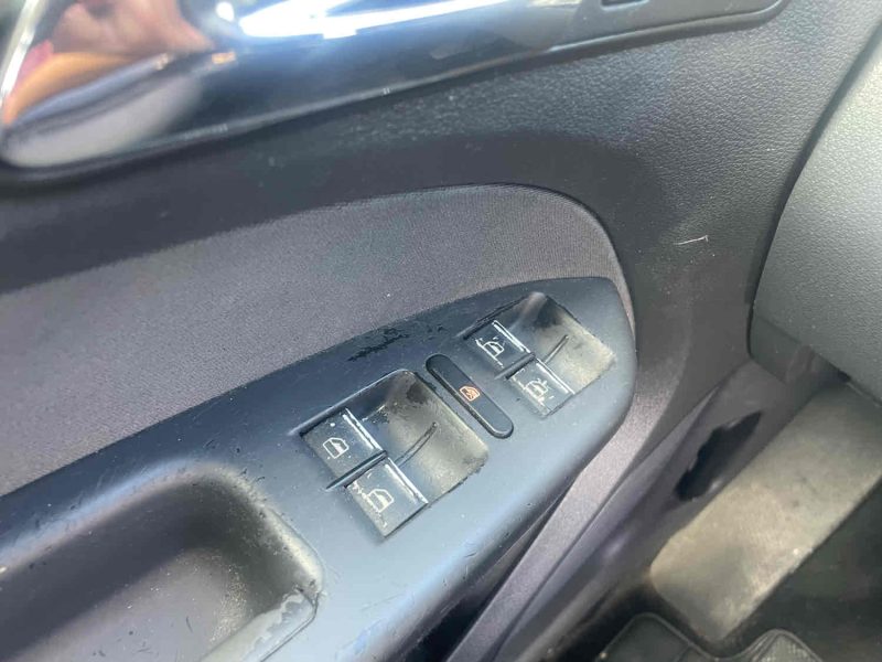 VOLKSWAGEN TOURAN 2.0 Tdi 136 cv 2006