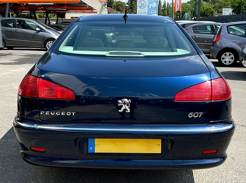 PEUGEOT 607 PEUGEOT 607 PHASE 2 Finition LUXE 2.2 HDI 136 Cv PREMIERE MAIN / 83 300 Kms - GARANTIE 1