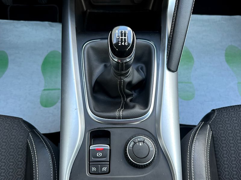 RENAULT KADJAR INTENS 1.6 DCI 130 Cv 4WD / GPS TACTILE CAMERA RECUL BLUETOOTH - GARANTIE 1 AN