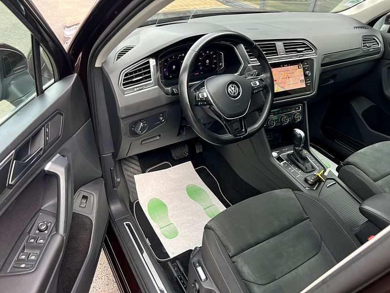 VOLKSWAGEN TIGUAN II CARAT 1.5 TSI 150 PREMIERE MAIN APPLE & ANDROID TOIT OUVRANT - GARANTIE 1 AN