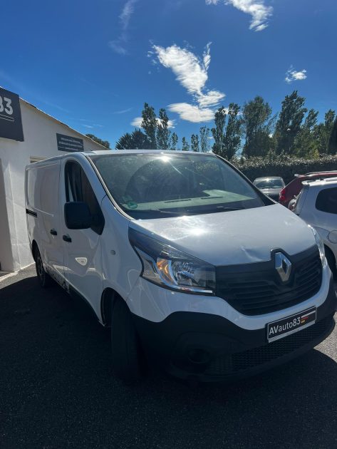 RENAULT TRAFIC 2017 13.6 dCI 95CV 