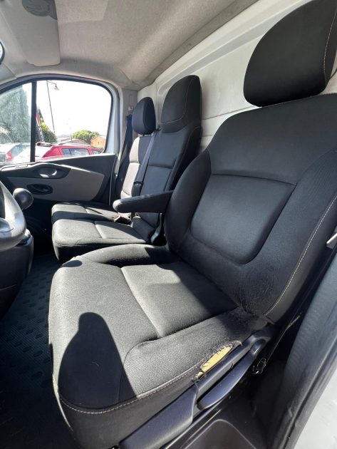 RENAULT TRAFIC 2017 13.6 dCI 95CV 