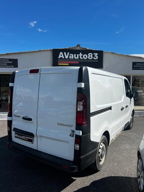 RENAULT TRAFIC 2017 13.6 dCI 95CV 