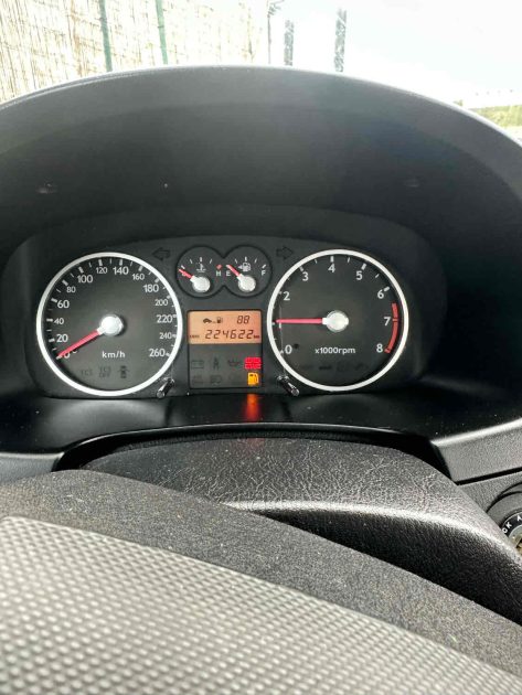 HYUNDAI COUPE II 2004