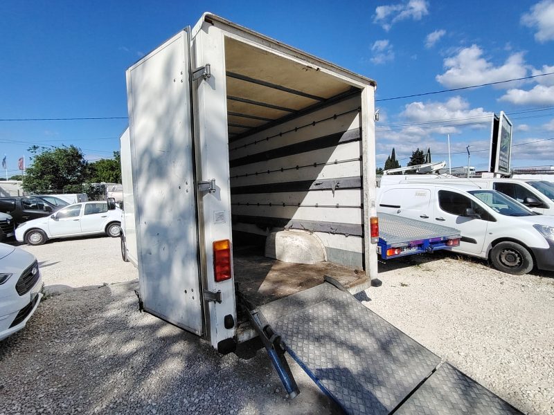 RENAULT MASTER II Fourgon 2010