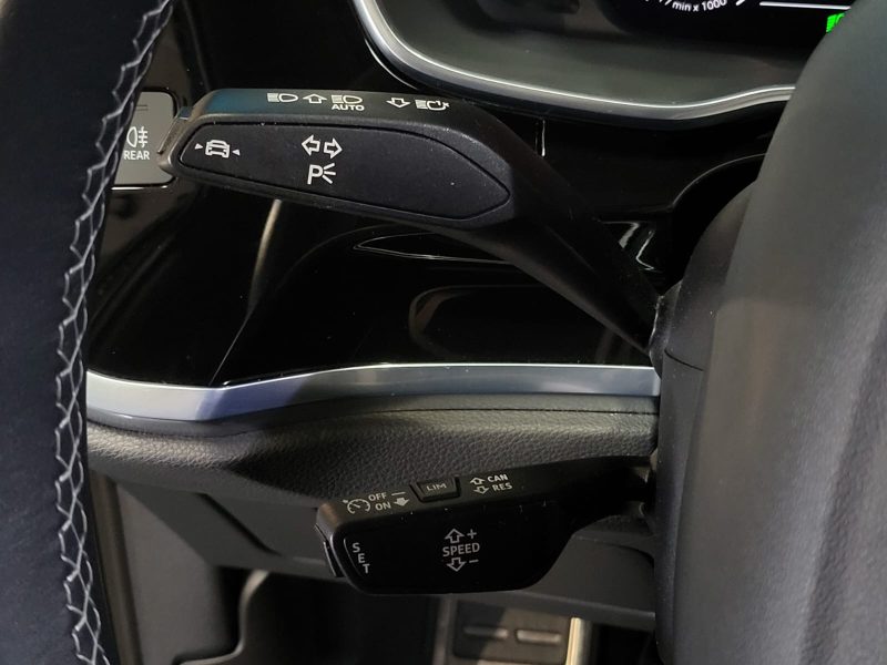 AUDI Q3 SPORTBACK 35 TFSI 150cv S-Line BVA S-Tronic 1ère Main