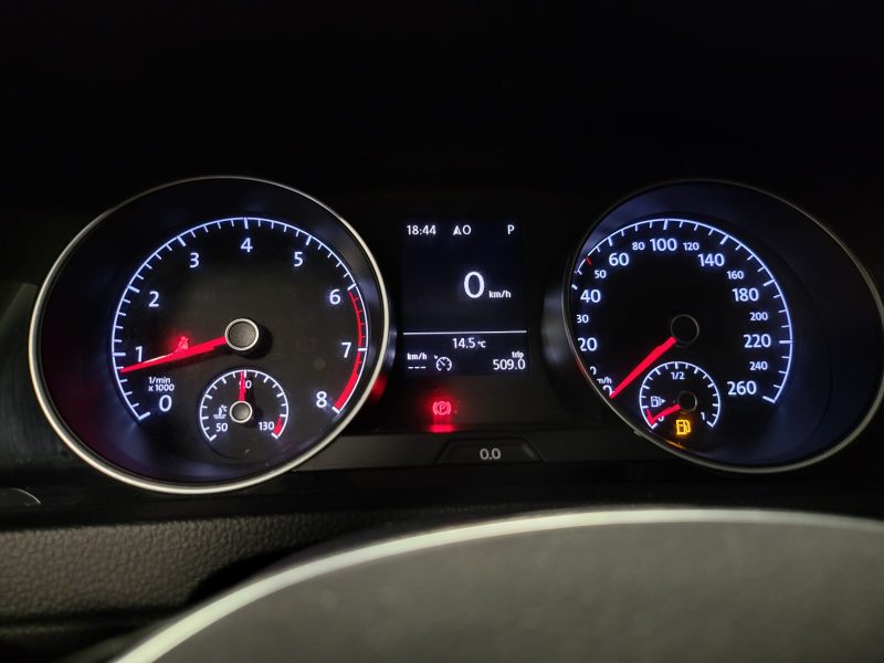 VOLKSWAGEN GOLF VII 1.4 TSI 125cv CARAT / AIDE AU PARKING / KEY LESS / BLUETOOTH / ENTRETIEN COMPLET