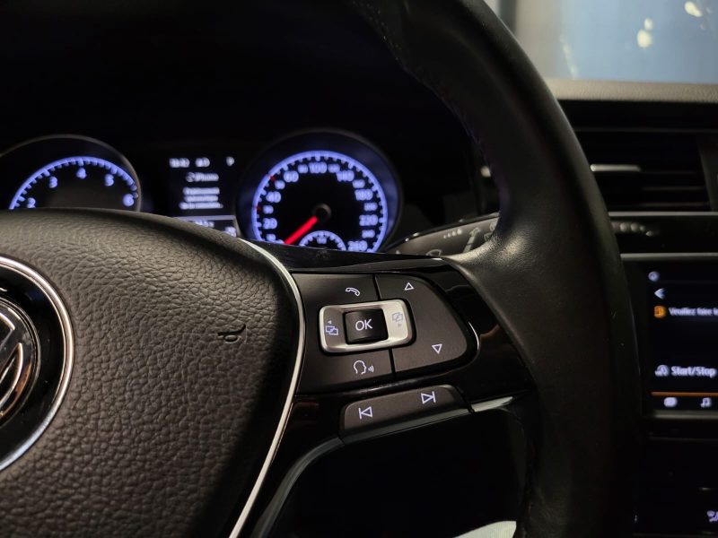 VOLKSWAGEN GOLF VII 1.4 TSI 125cv CARAT / AIDE AU PARKING / KEY LESS / BLUETOOTH / ENTRETIEN COMPLET