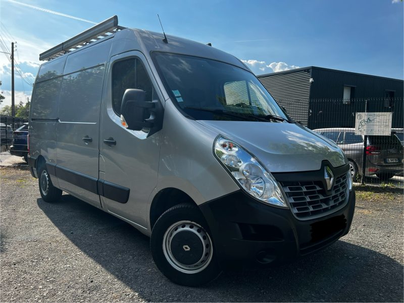 RENAULT MASTER III Fourgon 2019