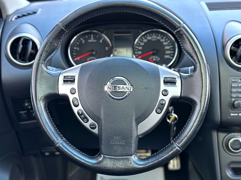 NISSAN QASHQAI +2 2012