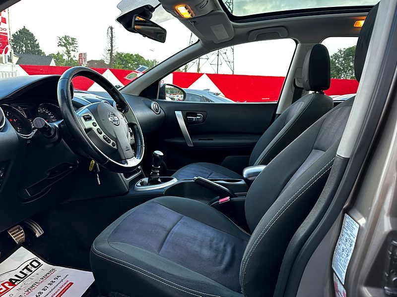 NISSAN QASHQAI +2 2012