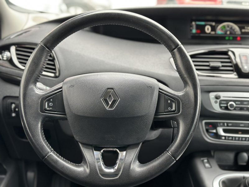 RENAULT SCENIC III 2014