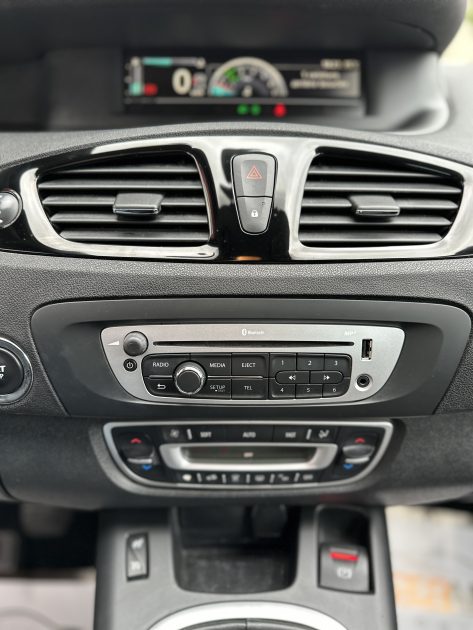 RENAULT SCENIC III 2014