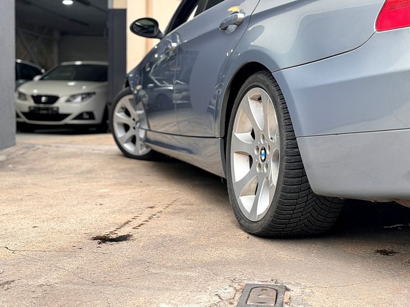 BMW SERIE 3 break 325i E91 PAYER EN 4X ! 