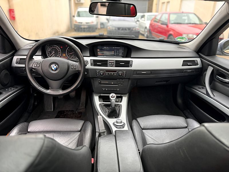 BMW SERIE 3 break 325i E91 PAYER EN 4X ! 