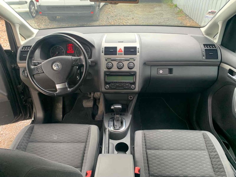 VOLKSWAGEN TOURAN 2008