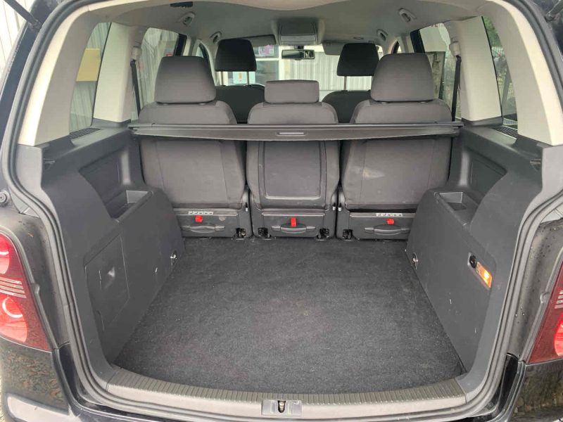 VOLKSWAGEN TOURAN 2008