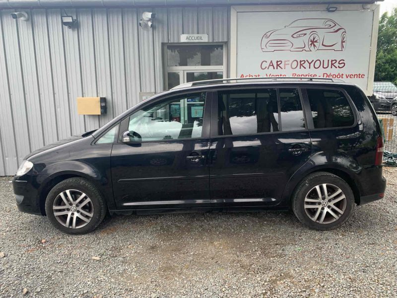 VOLKSWAGEN TOURAN 2008