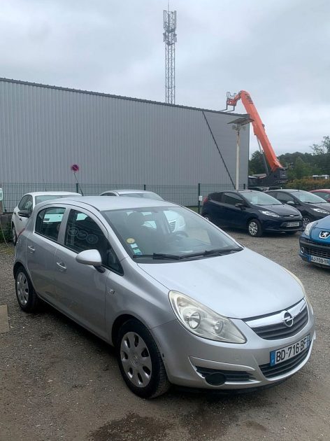 OPEL CORSA D 2008