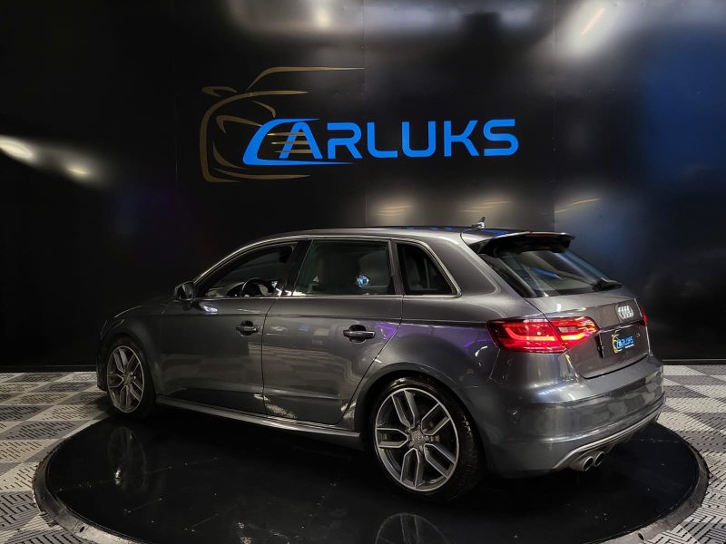 AUDI S3 QUATTRO 300cv S-STRONIC 7 /CAMERA DE RECUL+SUIVI COMPLET AUDI+VOLANT MEPLAT /