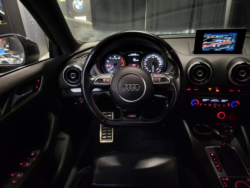 AUDI S3 QUATTRO 300cv S-STRONIC 7 /CAMERA DE RECUL+SUIVI COMPLET AUDI+VOLANT MEPLAT /