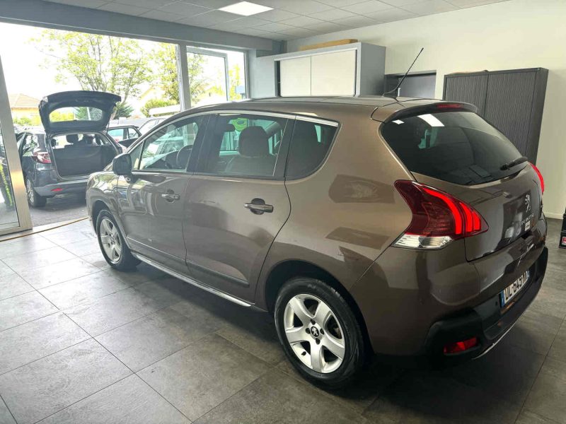 PEUGEOT 3008 Monospace 2014