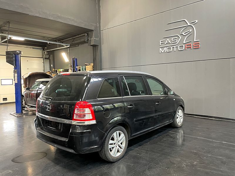 OPEL ZAFIRA FAMILY B 7 PLACES