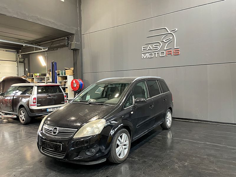OPEL ZAFIRA FAMILY B 7 PLACES