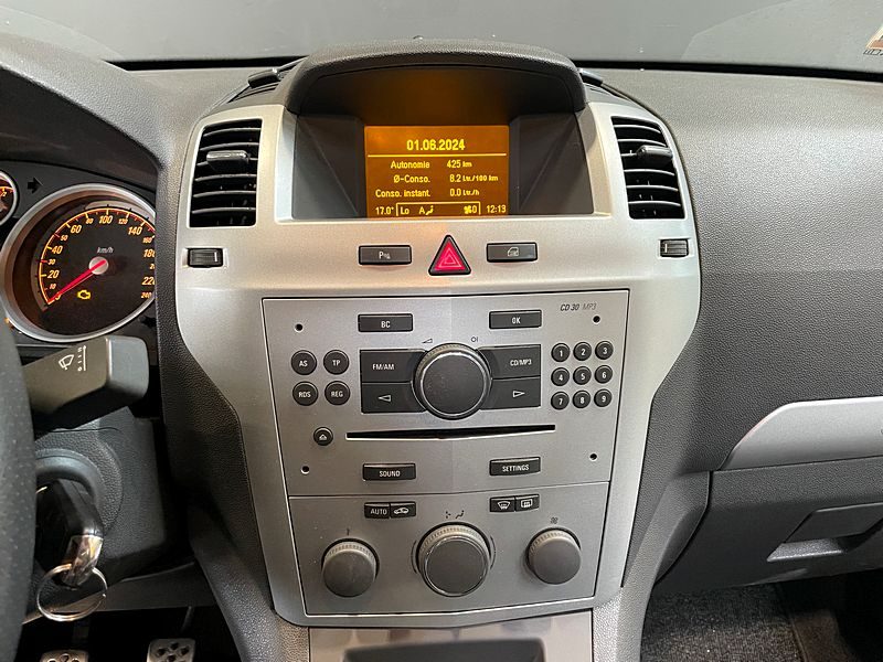 OPEL ZAFIRA FAMILY B 7 PLACES