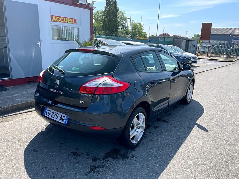 RENAULT MEGANE 5 portes 2012