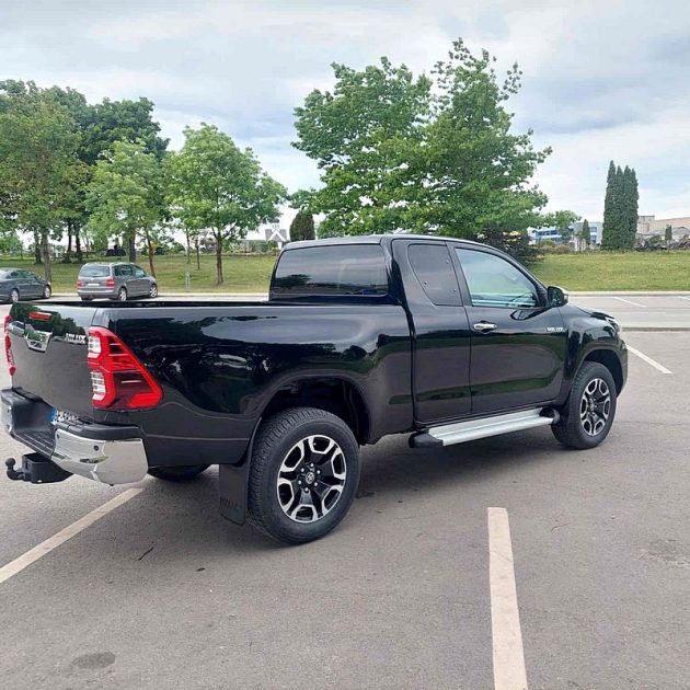 TOYOTA HILUX VIII 2.4 D-4D 150 4WD 2022