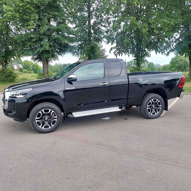 TOYOTA HILUX VIII 2.4 D-4D 150 4WD 2022