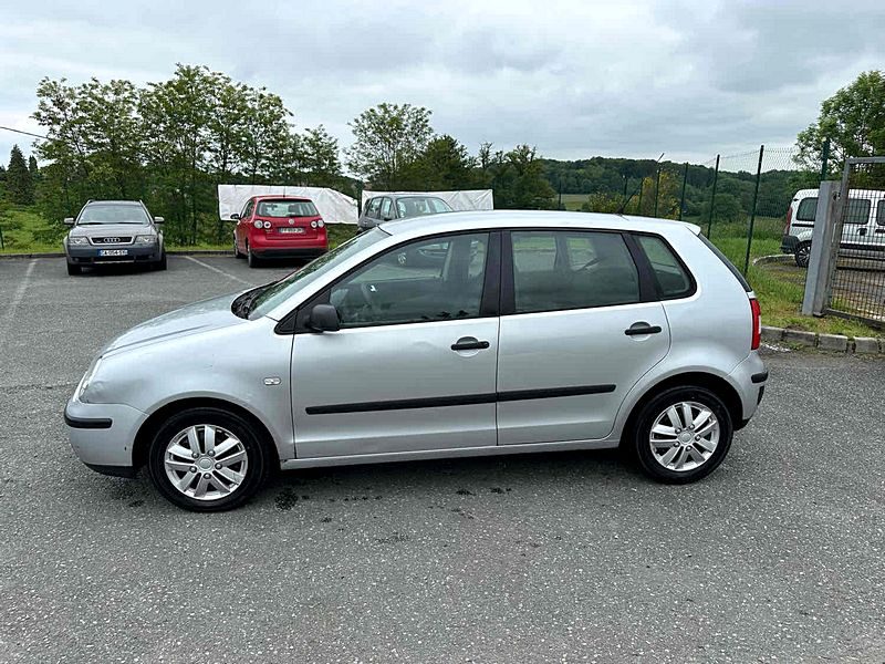 VOLKSWAGEN POLO 2002