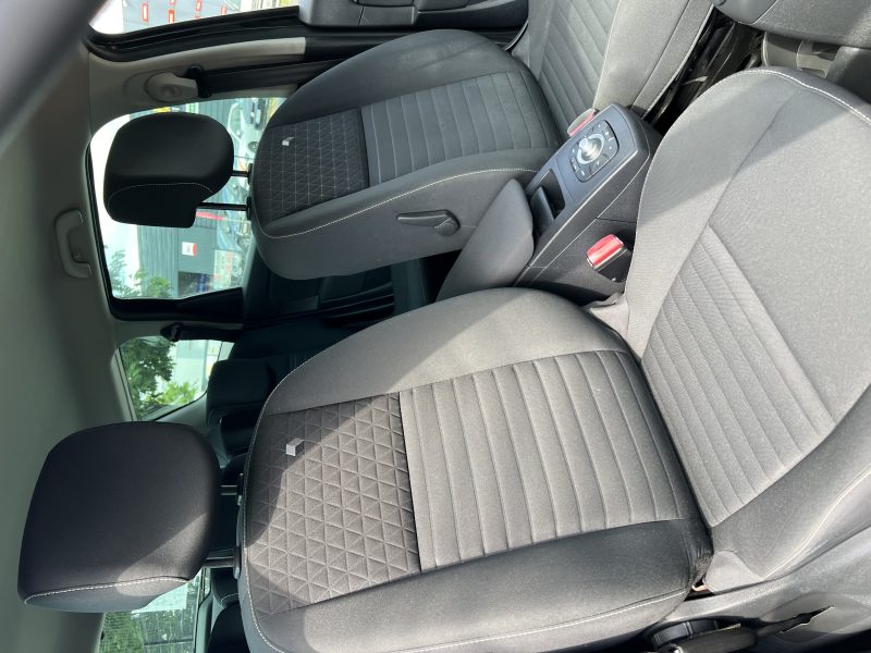 RENAULT GRAND SCÉNIC III 2016