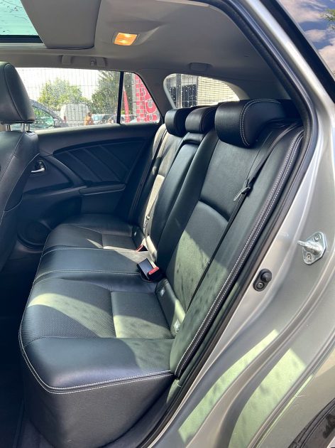 TOYOTA AVENSIS TOURING SPORT 2015