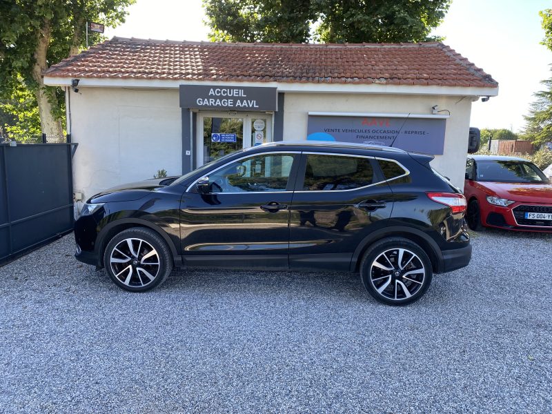NISSAN QASHQAI II SUV 2015