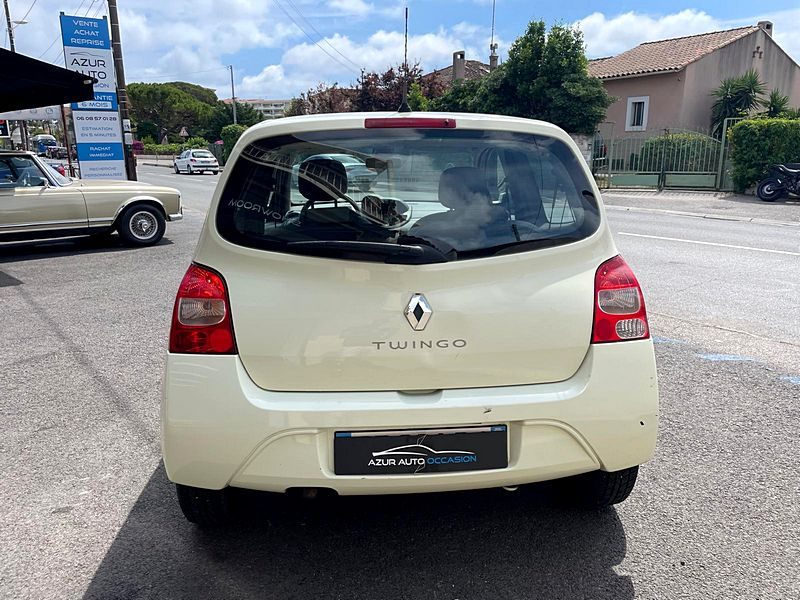 RENAULT TWINGO II 2010