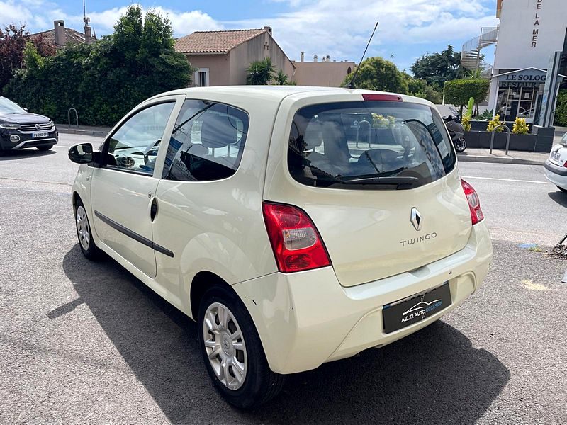 RENAULT TWINGO II 2010