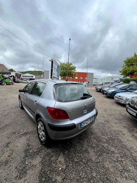 PEUGEOT 307  1.6 HDi 110CH