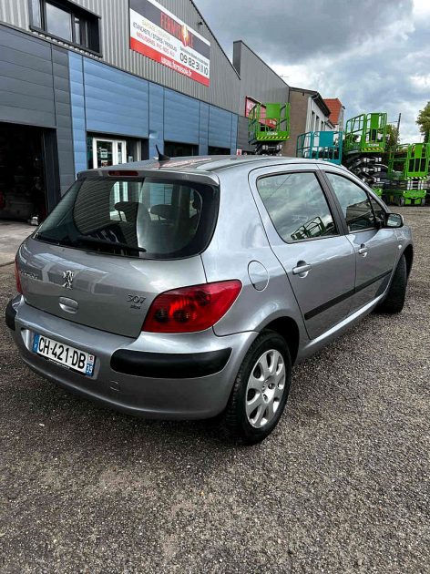 PEUGEOT 307  1.6 HDi 110CH