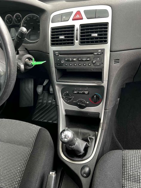 PEUGEOT 307  1.6 HDi 110CH